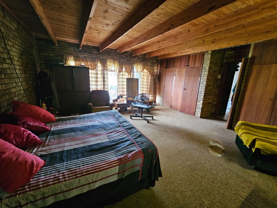 8 Bedroom Property for Sale in Potchefstroom Rural North West